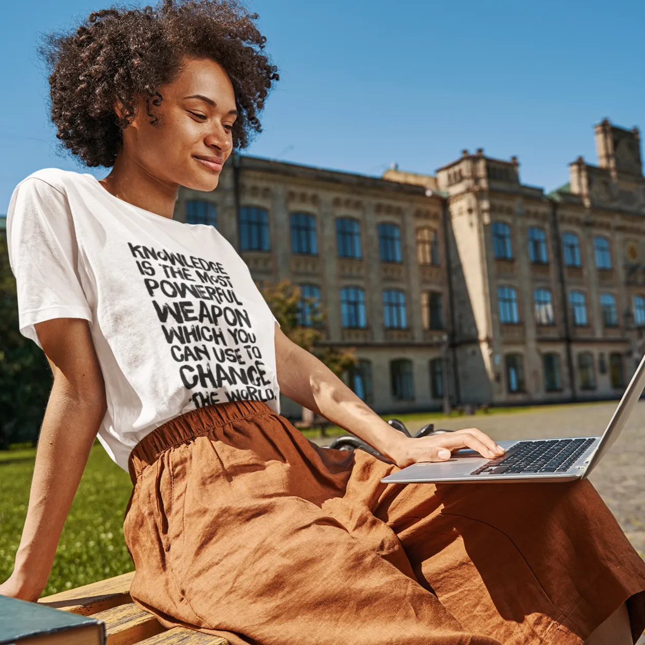 NELSON MANDELA Unisex T-Shirt