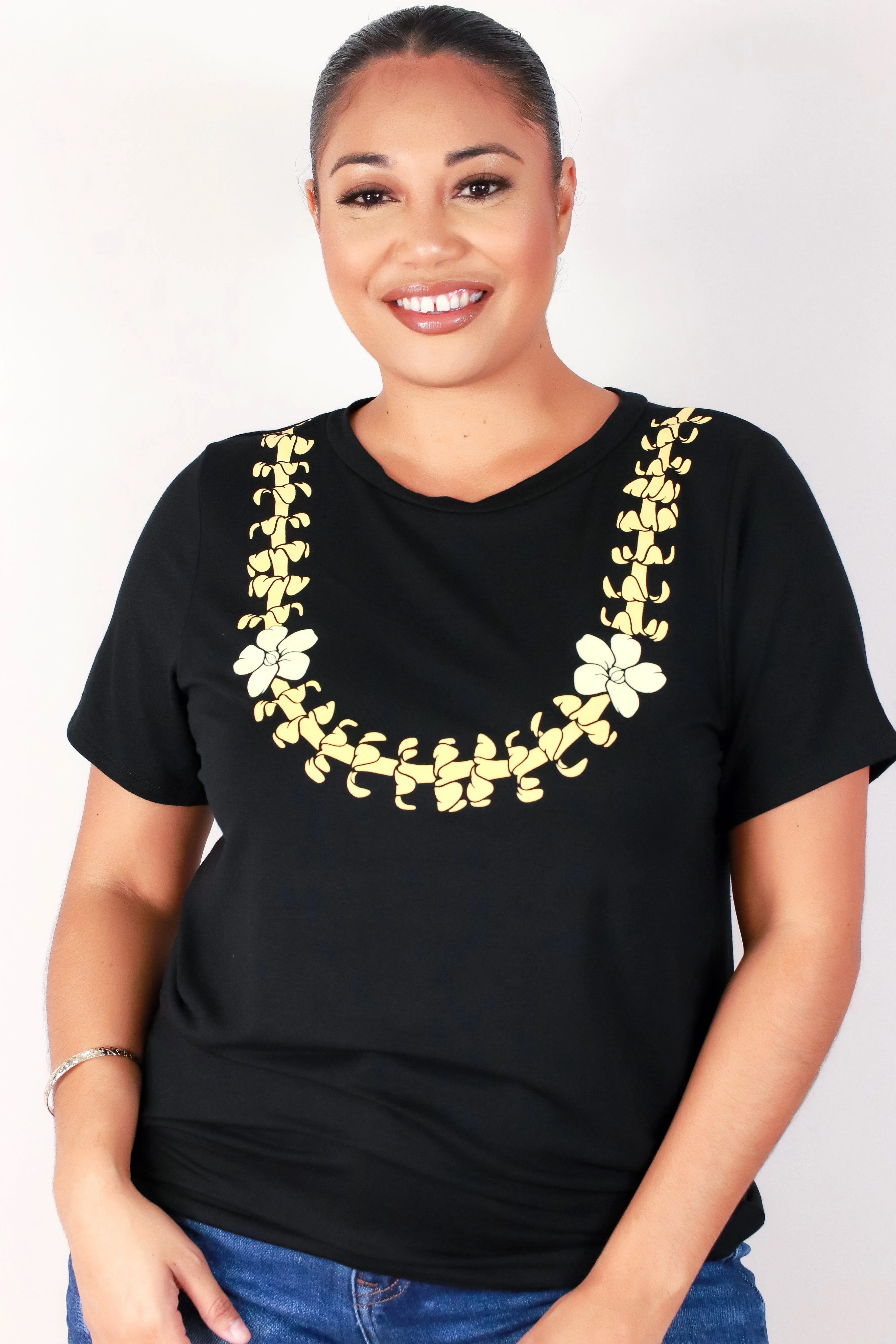 PUAKENIKENI LEI TEE