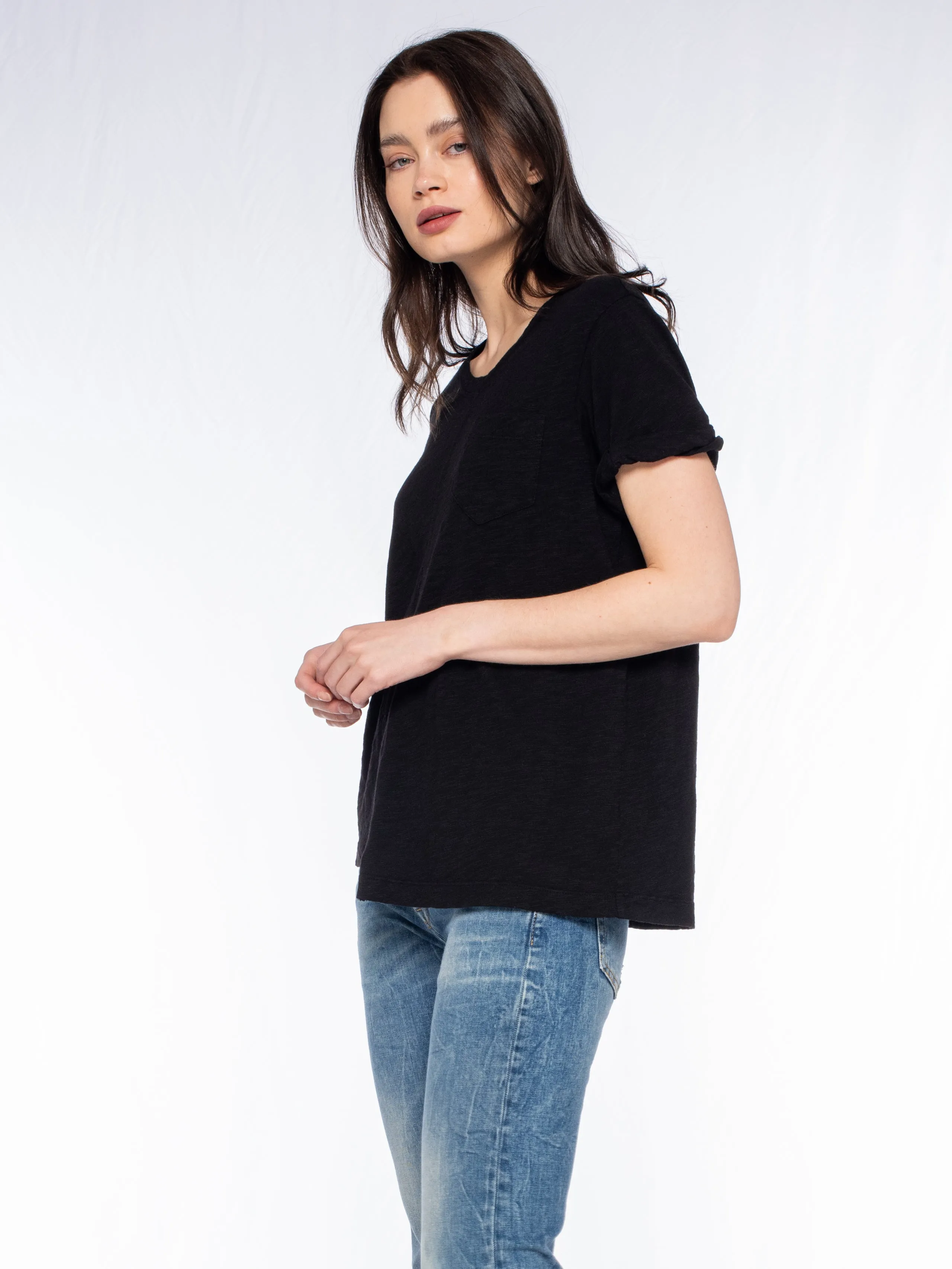Roll Cuff Pocket Crew Shifted Tee