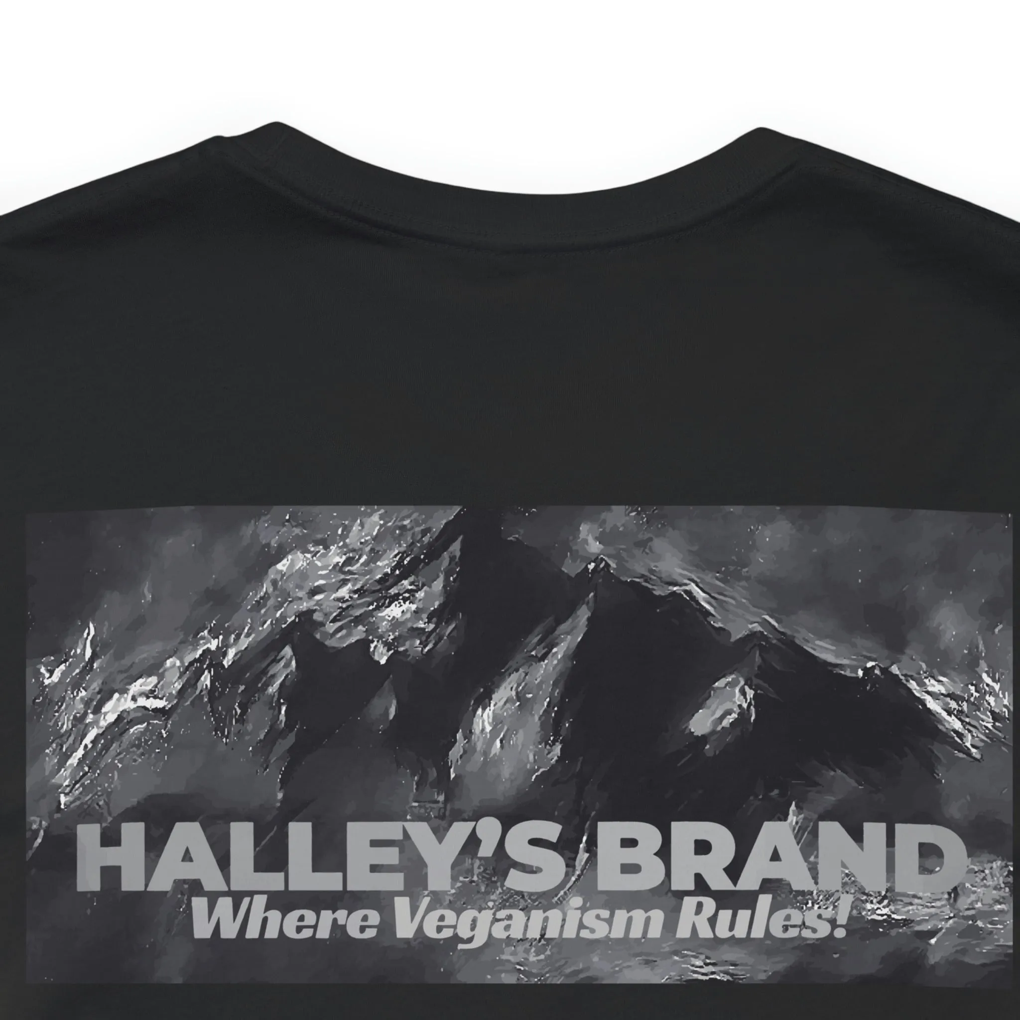 The Truth Defends Itself! Short Sleeve Tee