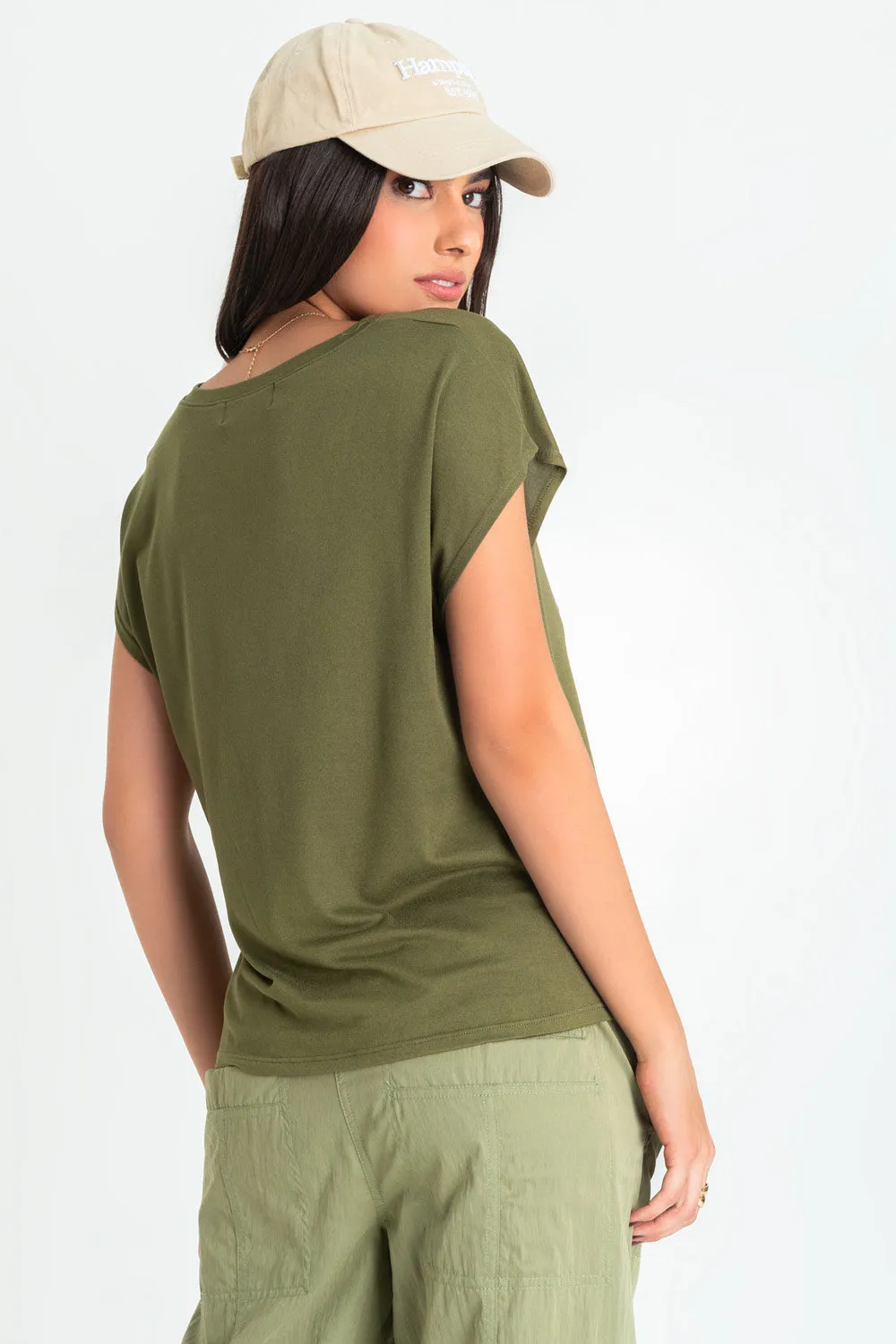 Top oversized cuello v manga corta