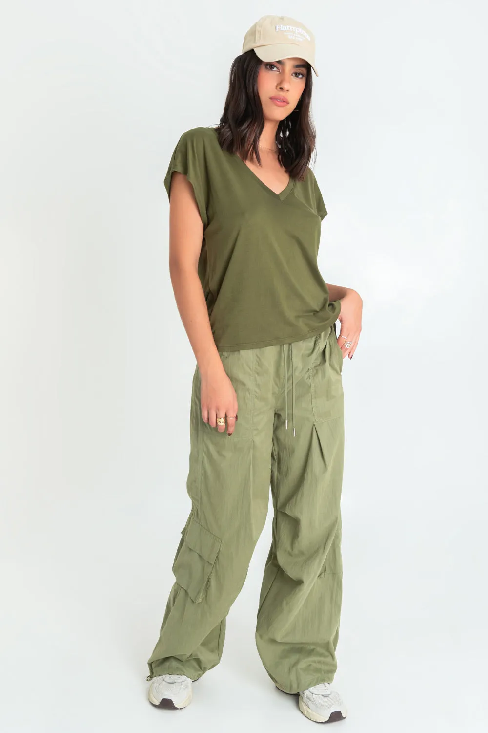 Top oversized cuello v manga corta