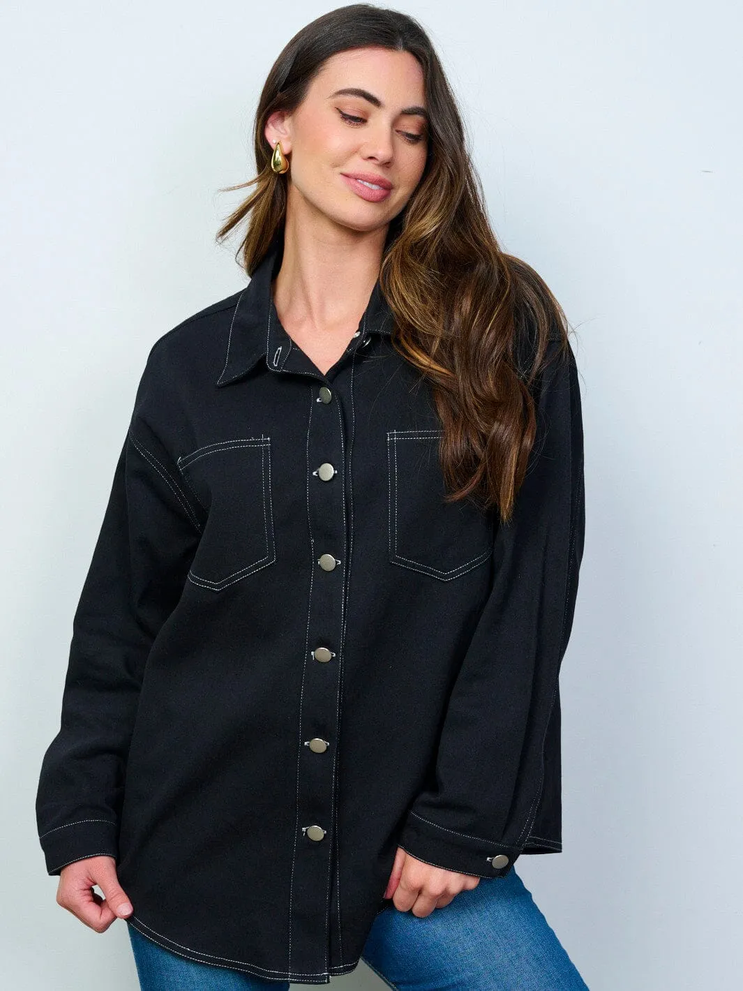 WOMEN'S LONG SLEEVE BUTTON CLOSURE DENIM SHACKET